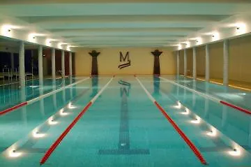 Marinas Resort